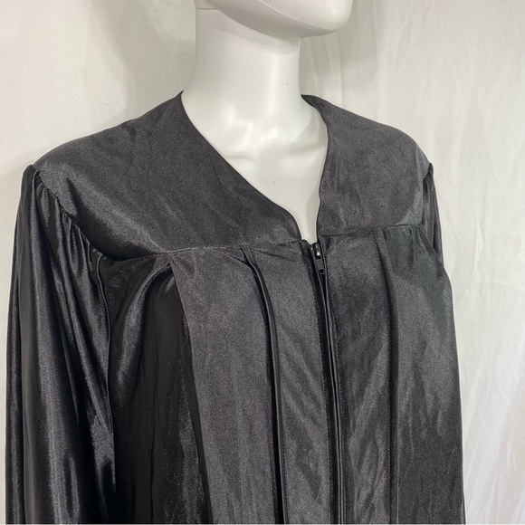 One Way Shiny Black Graduation Robe 5’9”-5’11” - Picture 2 of 5